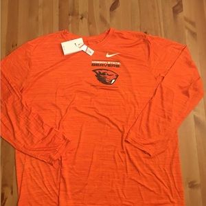 NWT men’s small Nike OSU Oregon state beavers legend Long Sleeve velocity tee